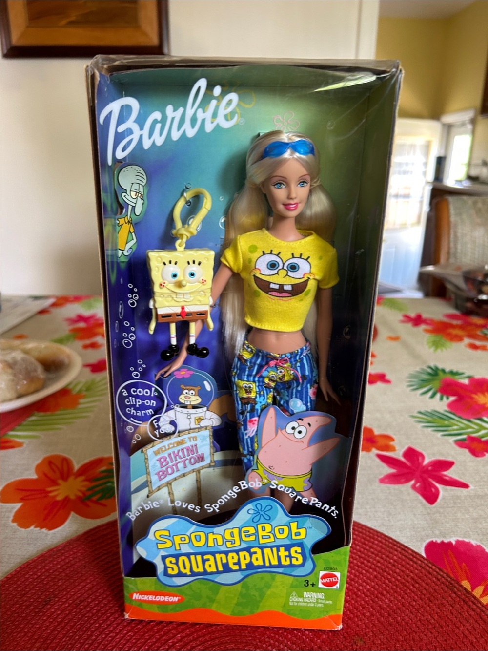 Nickelodeon Barbie SpongeBob Yellow Blue Doll with SpongeBob Clip-On Charm
